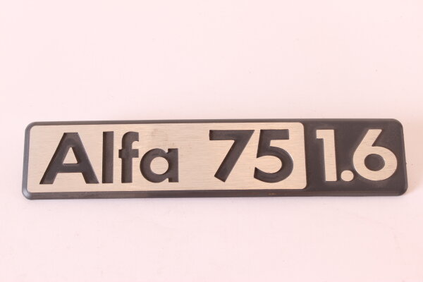 Modellzeichen Schriftzug Alfa 75 1.6 Alfa 75 1.6  NEU Original